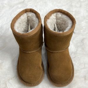 Koolaburra by UGG little girls boots